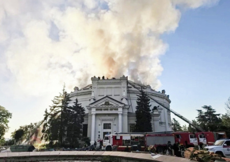 Сенатор связала атаку на панораму в Крыму с попыткой уничтожить дух народа