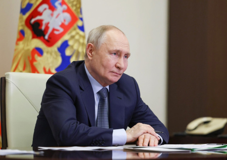 Опрос показал, сколько россиян доверяют Путину