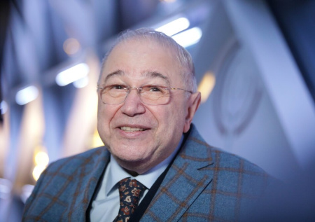 Киркоров, слухи о разводе, слова об уходе со сцены: как живет Петросян