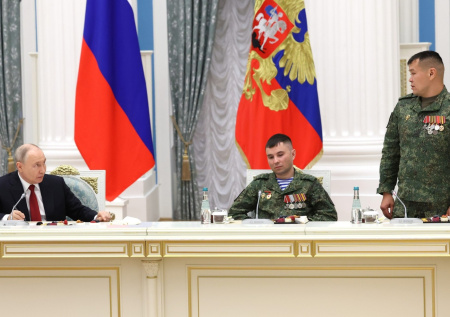 Путин сообщил о многолетних попытках договориться по Донбассу