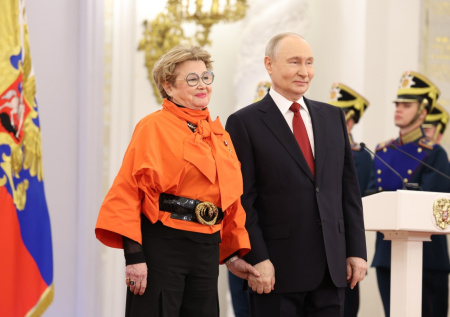 Неелова описала эмоции после награждения в Кремле