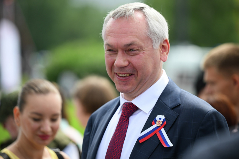 Губернатор Новосибирской области Андрей Травников на фестивале «#ЭтоРоссия», приуроченного к празднованию Дня России, на Михайловской набережной в Новосибирске