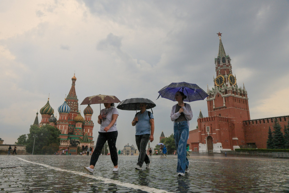 Гроза и ливень в Москве 13 июня 2026 года