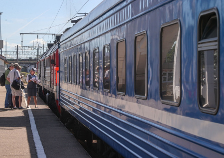 Перекупам железнодорожных билетов пригрозили огромными штрафами