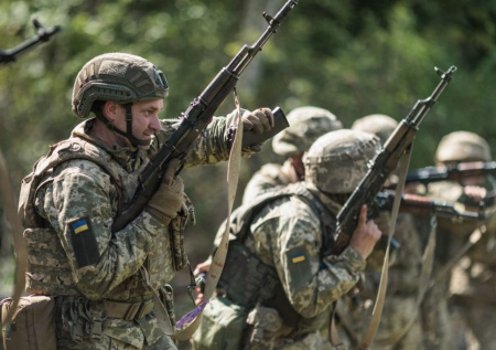 Военэксперт ответил, на что может пойти Запад ради спасения ВСУ от разгрома