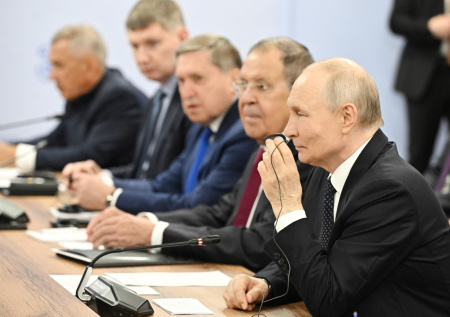 «Важная веха»: Путин о юбилейном саммите Россия — АСЕАН