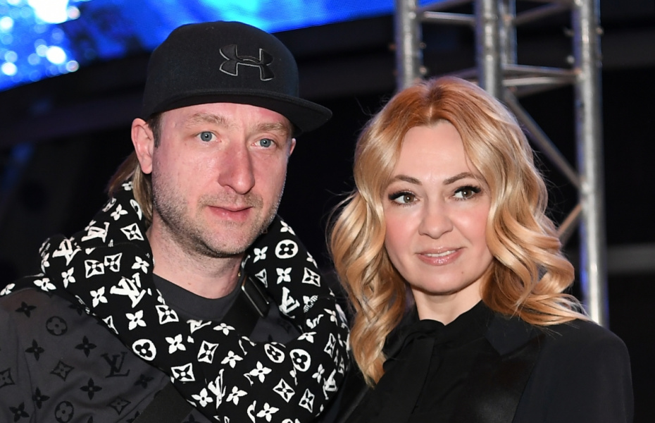 Фигурист Евгений Плющенко и его супруга продюсер Яна Рудковская