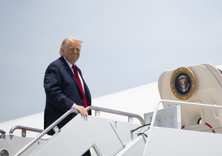 Стало известно, чем «накачали» Трампа на саммите G7