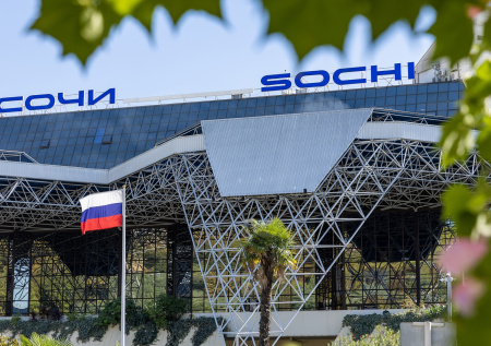 Ситуация в аэропортах России сегодня, 19 июня: отмены, задержки, что в Сочи