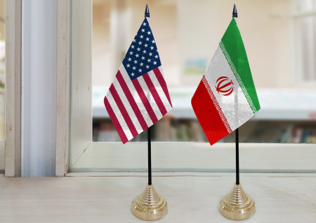 Американист объяснил, почему сделка США и Ирана оказалась на грани срыва