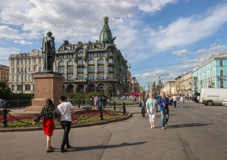 В Петербурге среднемесячный доход превысил 133 тыс. рублей