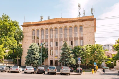 Конституционный суд Армении принял иски семи оппозиционных сил