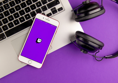 Роскомнадзор ответил на вопрос о блокировке Twitch в России
