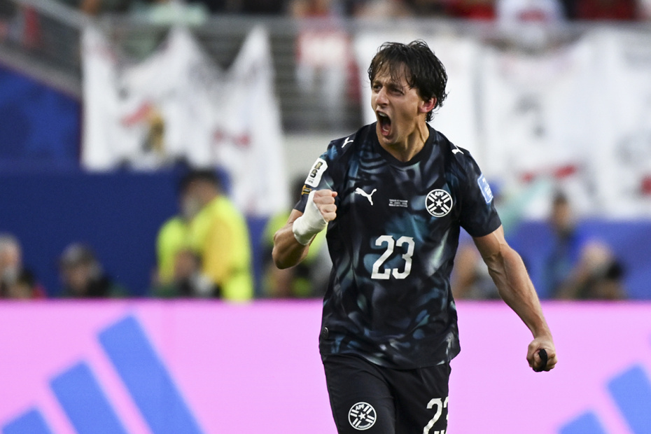 Матиас Галарса во время матча на чемпионате мира по футболу FIFA 2026