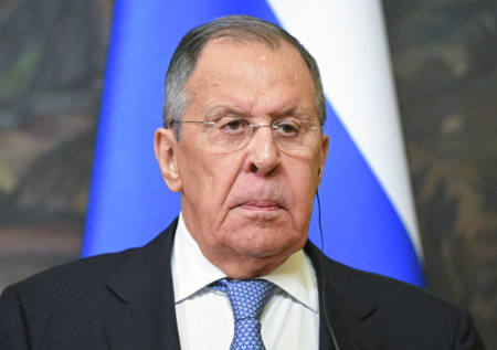Лавров указал на давление со стороны США