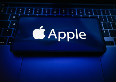 «И пользуйтесь»: в Кремле дали совет любителям Apple