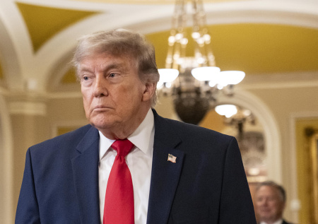 Попытка Сената связать Трампу руки по Ирану провалилась