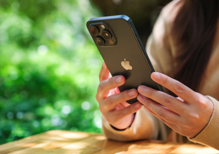 «И пользуйтесь»: в Кремле дали совет любителям Apple