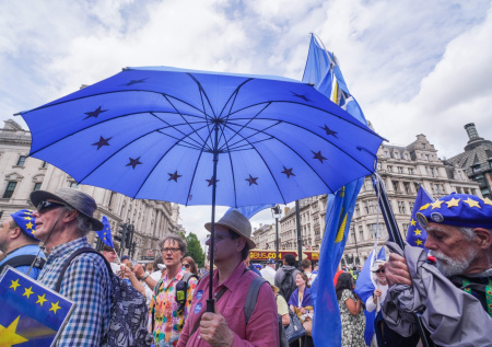 Спикер Грузии обвинил Европарламент в фашизме