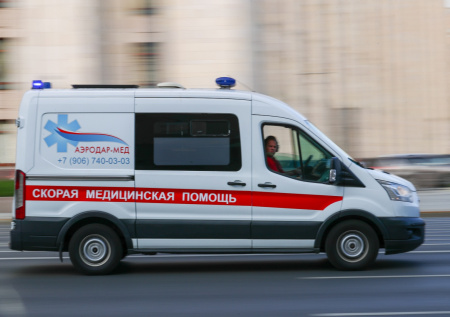 В российском селе пострадали три человека при детонации снаряда