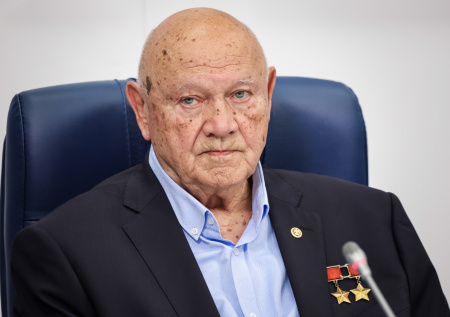 Космонавт рассказал, какой спорт позволяет продлить молодость
