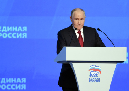 Путин рассказал об одной из мер для контроля ситуации с топливом