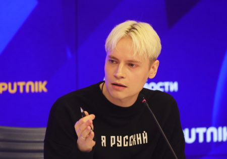 «От людей не спрятаться»: SHAMAN ответил на слухи об отношениях с Мизулиной