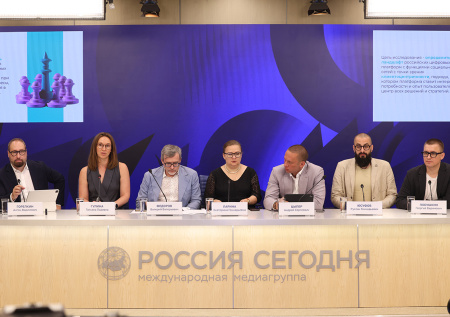 Россия импортозаместила Instagram с помощью сервиса LOOKY