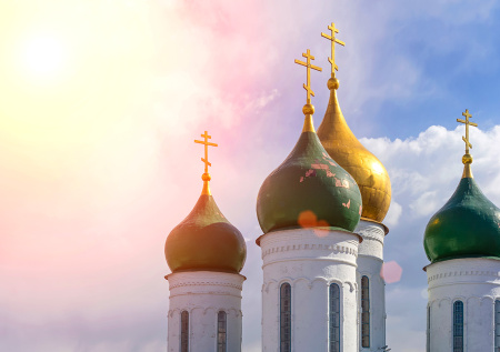 «Покров твой над Русью»: открытки на День Владимирской иконы Божией Матери