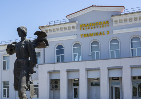 В аэропортах Калуги и Краснодара введены временные ограничения