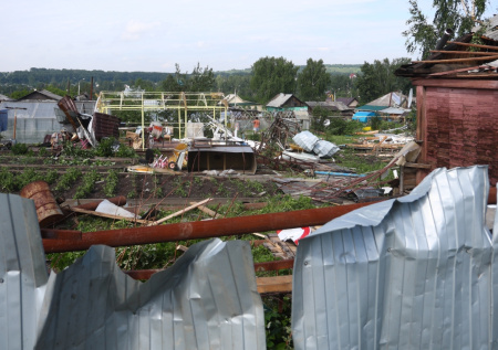 Ураган разрушил 28 домов в Свердловской области