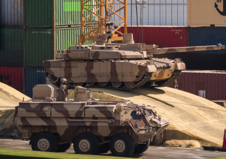 Рим приостановил закупку танков Panther и БМП Lynx для НАТО