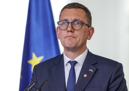 Рейтинг премьера Эстонии рухнул до 4%