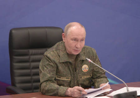 Путин заявил Трампу, что ВС РФ освободят полностью Донбасс