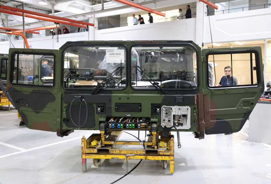 Rheinmetall и грузовик мощностью 680 л. с., Вена, Австрия