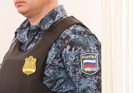 Российское государство намерено взыскать крупную сумму с маньяка