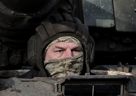 Названа вероятная причина отказа Болгарии и Венгрии от военной помощи Киеву