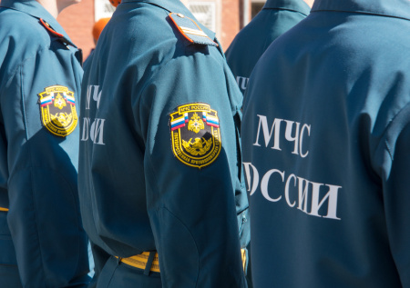Больницу и санаторий МЧС проверят после сообщений о минировании