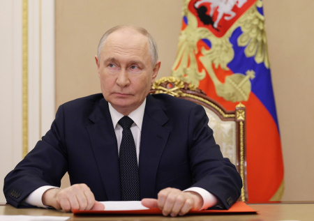 Путин провел заседание Совбеза