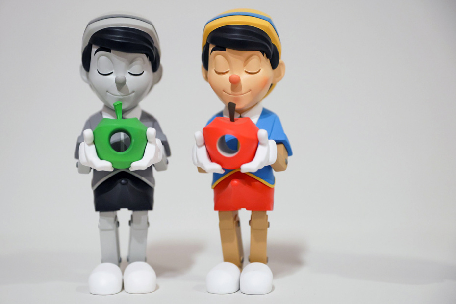 Выставка дизайнерских игрушек Super Toys в ДК «Кристалл» в Москве
