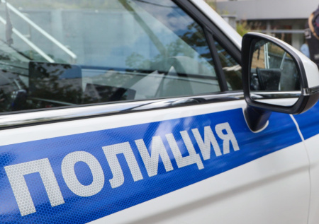 Девочка поверила аферистам и отдала наличные и украшения на 30 млн рублей