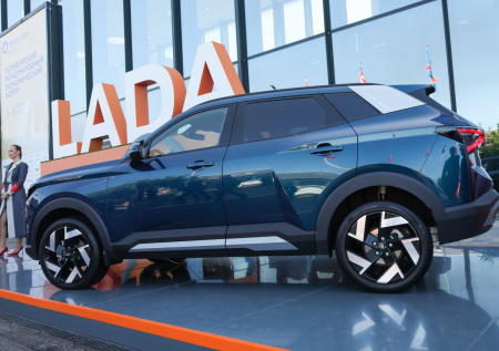 Россиянам рассказали, какие двигатели установят в новые модели Lada