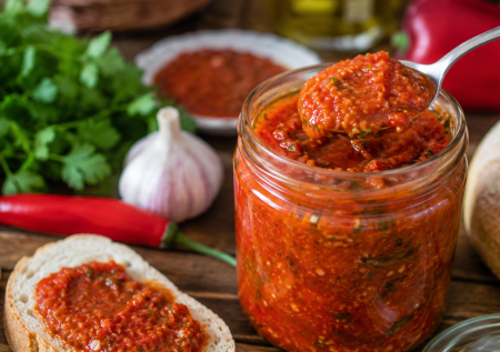 Ахоржак сметут еще до зимы: острая армянская закуска, которую первой достают из погреба