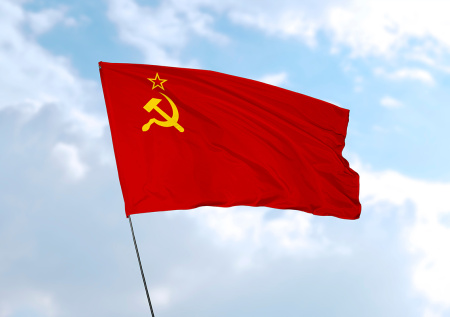 Легендарный флаг СССР ушел с молотка по невероятной цене