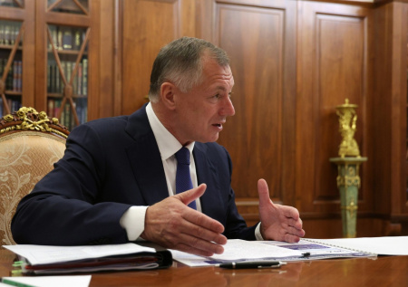 «Небольшое снижение»: Хуснуллин доложил Путину о темпах ввода жилья в РФ