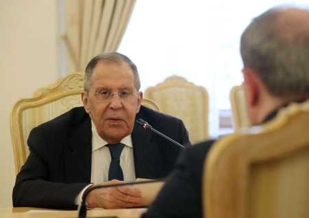 Лавров заявил, что Москва и Баку уладили все вопросы по крушению AZAL