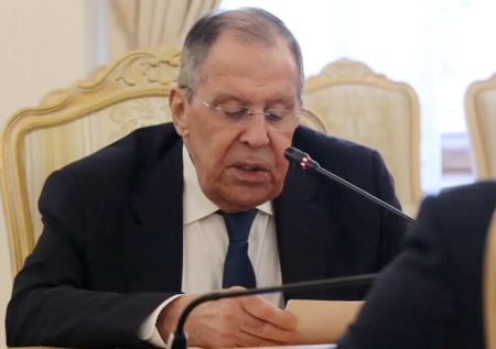 Лавров подтвердил готовность помогать в нормализации между Баку и Ереваном