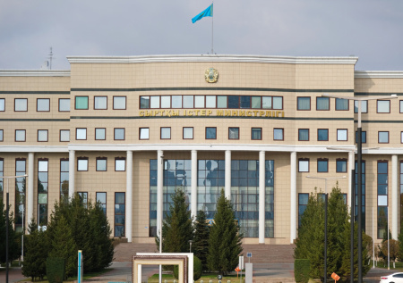 МИД Казахстана сделал заявление после атак на суда в Черном море