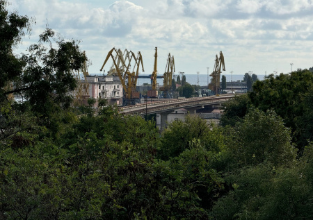 ВС России снова обрушились на инфраструктуру порта Одесса