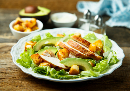 Что взять на пляж перекусить: три быстрых и удобных рецепта